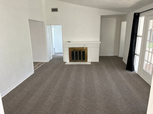 Building Photo - 52 Ponce De Leon Dr