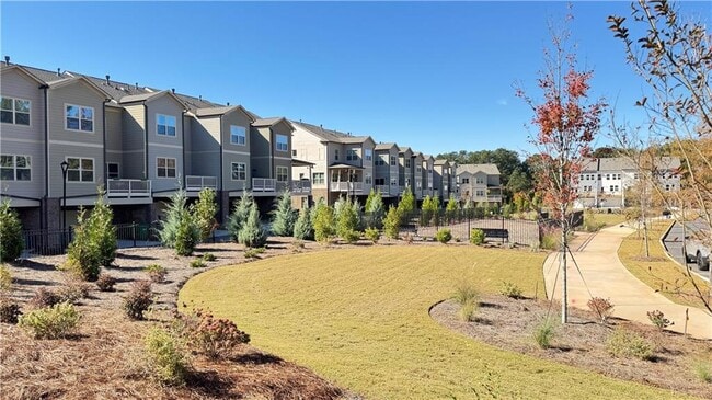 Building Photo - 813 Atkins Ln