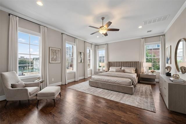 Building Photo - 520 S Pearl Expy