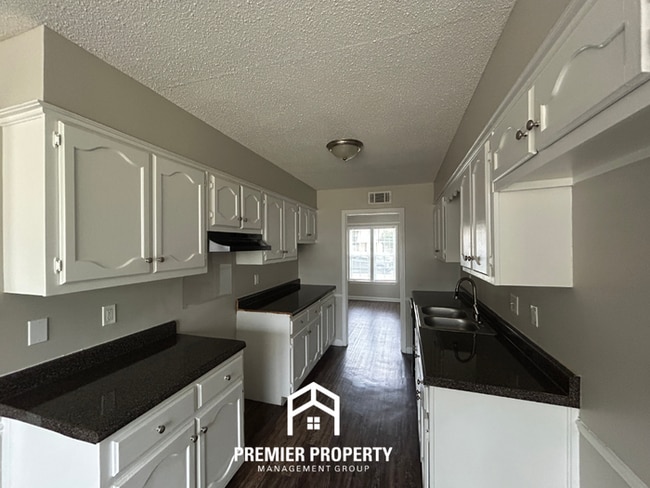 Building Photo - 4061 Keynon Dr