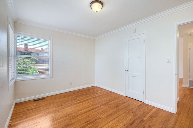 Building Photo - La Mesa Living at Its Best – Spacious Home w/Solar, Central Air Conditioning & Laundry