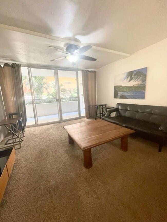 Building Photo - Furnished 1 Bed and 1 Bath at Kaiolu Sunrise !