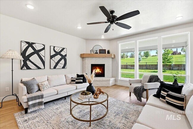 Building Photo - 2374 S Pelion Way