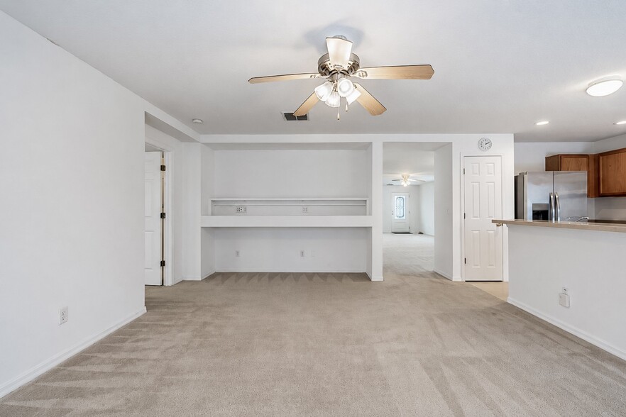 Building Photo - 1503 Blue Horizon Dr