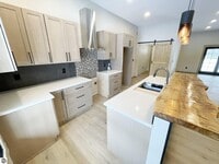 Building Photo - 9000 Kalkaska St