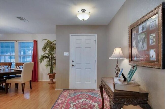 Building Photo - For Rent: Beautiful 3 Bedroom Home in Red Oak, TX!