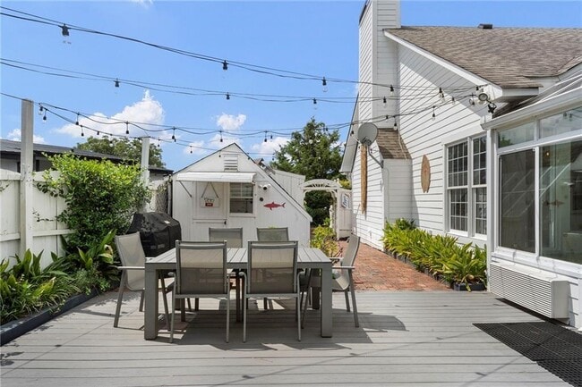 Building Photo - 61 View Point Dr