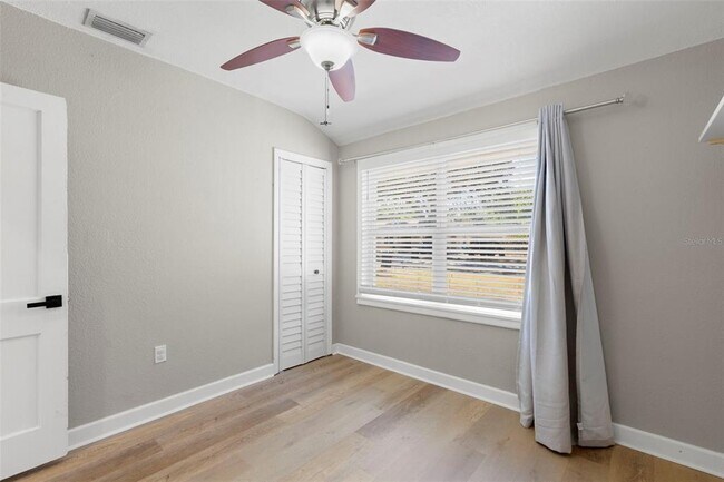 Building Photo - 3505 Prescott St N