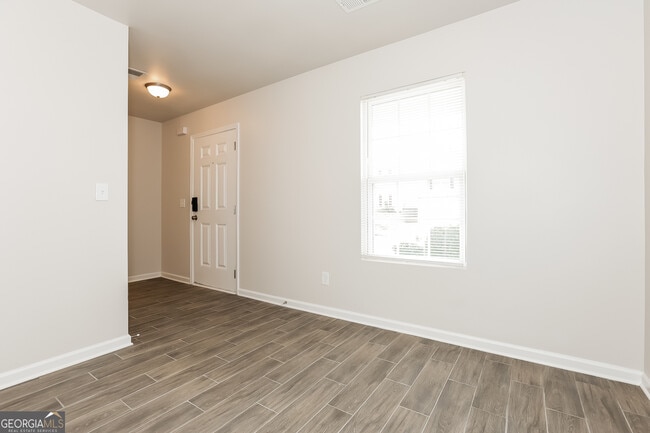 Building Photo - 508 Brady Dr