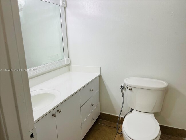 Building Photo - 8610 SW 149th Ave