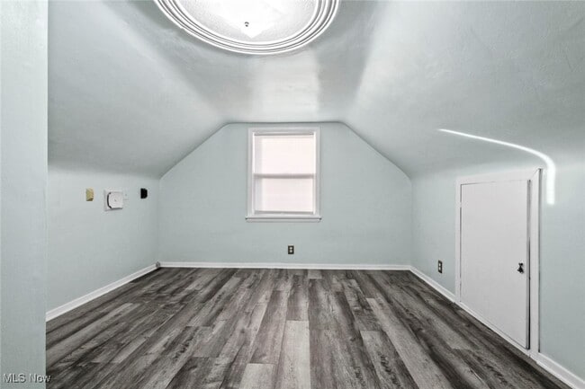 Building Photo - 1553 Bancroft Ave