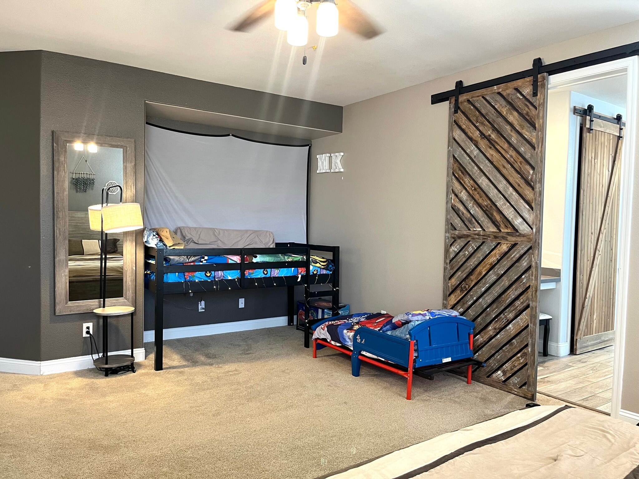 Building Photo - 7729 Villa Gabriela Ave