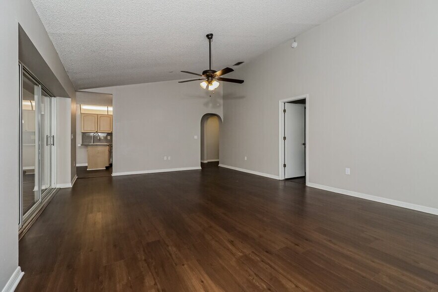 Building Photo - 4654 Murcross Ln