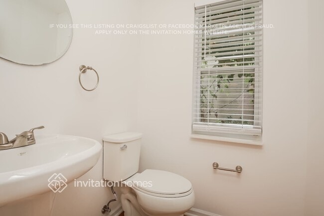 Building Photo - 2228 Crescent Valley Ln