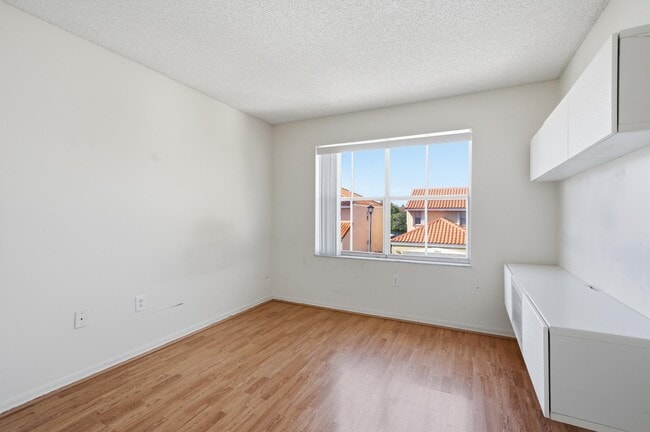 Building Photo - 3790 Piedmont St