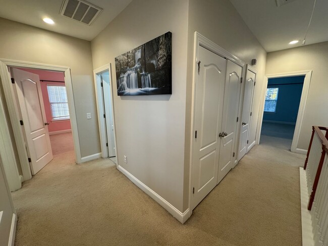 Building Photo - Beautiful 3BR/2.5BA Home in the Ballantyne Area; Great Schools!; Lawn Maintenance Covered