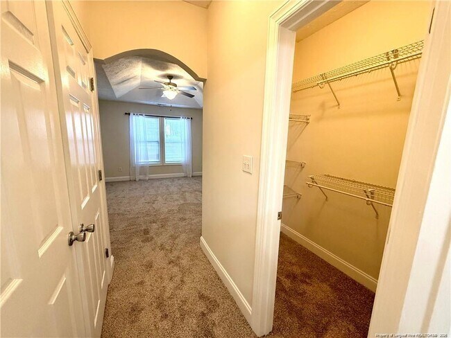 Building Photo - 309 Bulla Pl