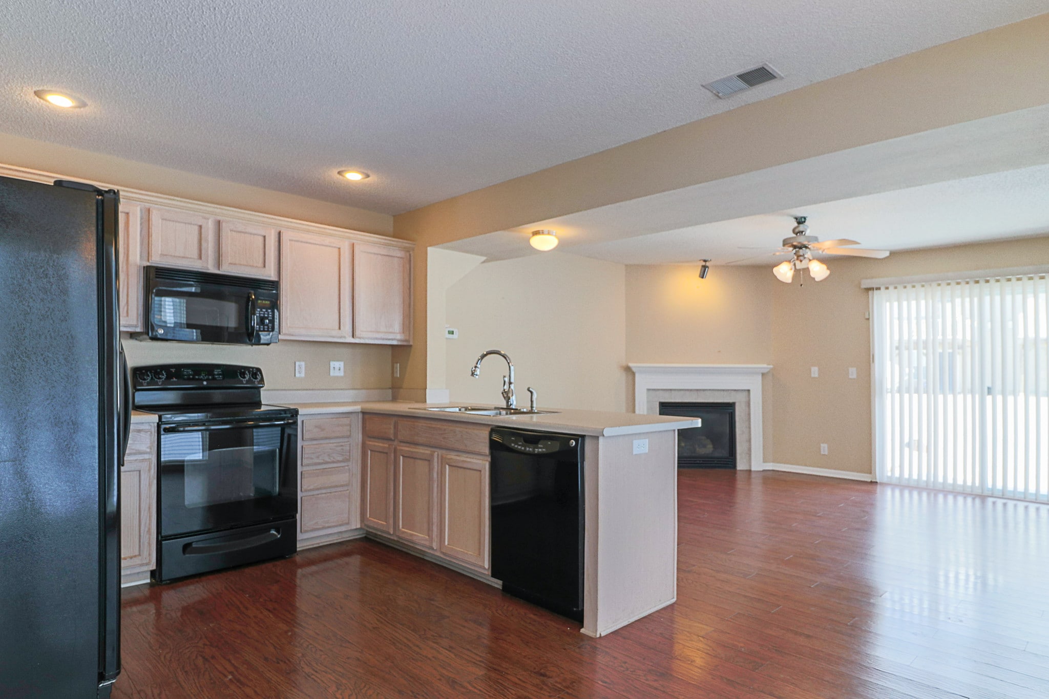 Building Photo - 2147 SW Gooseberry Ln