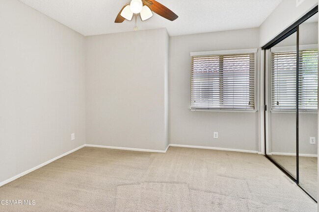 Building Photo - 3162 Darby St