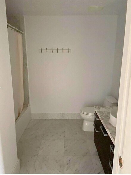 Building Photo - 244 Biscayne Blvd