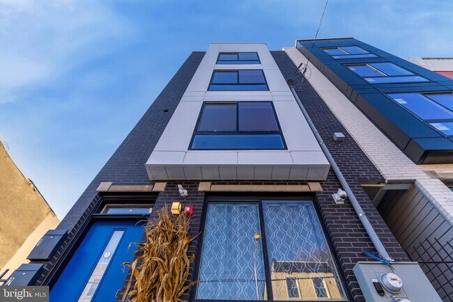 Building Photo - 2238 N 2nd St