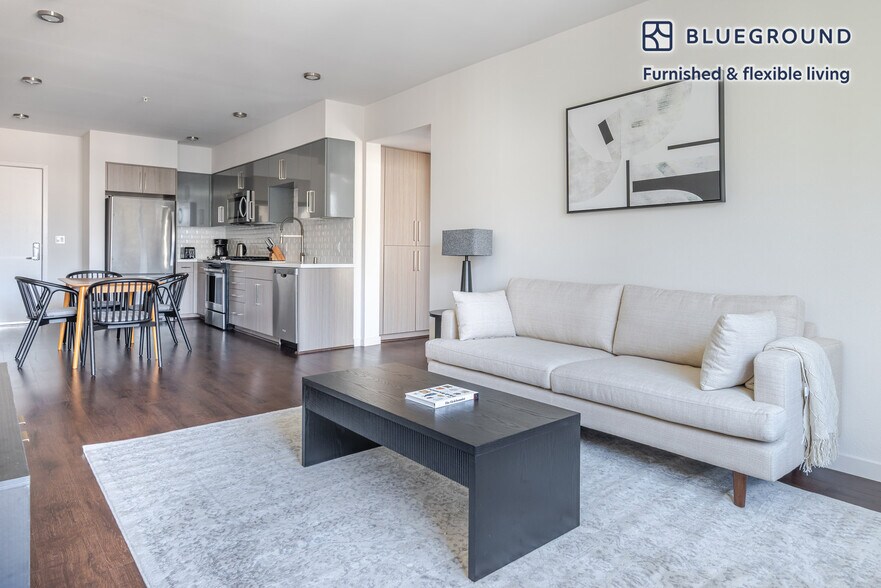 Building Photo - 650 E Capitol Ave