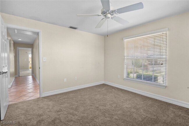 Building Photo - 517 SE 43rd St