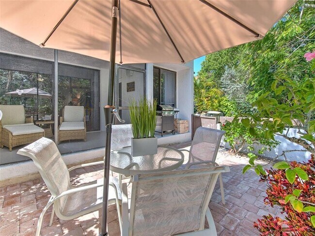 Building Photo - 517 Bayport Way