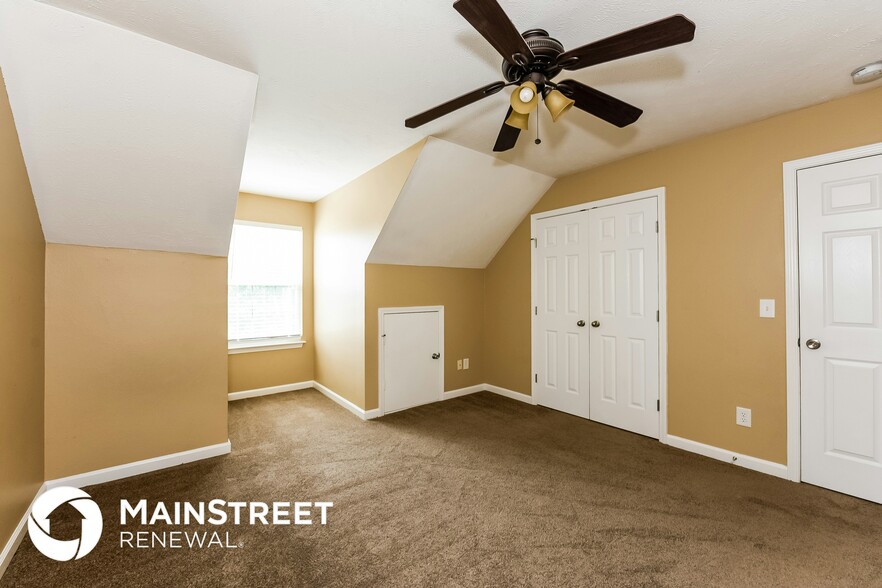 Building Photo - 144 Dreville Dr