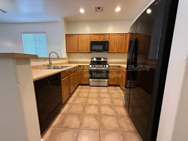 Building Photo - 7337 W St Catherine Ave