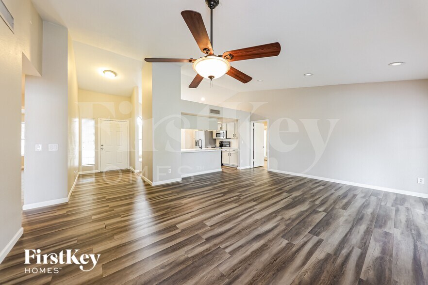 Building Photo - 19626 N 14th Pl