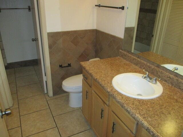 Building Photo - 9077 E Highland Pines Dr