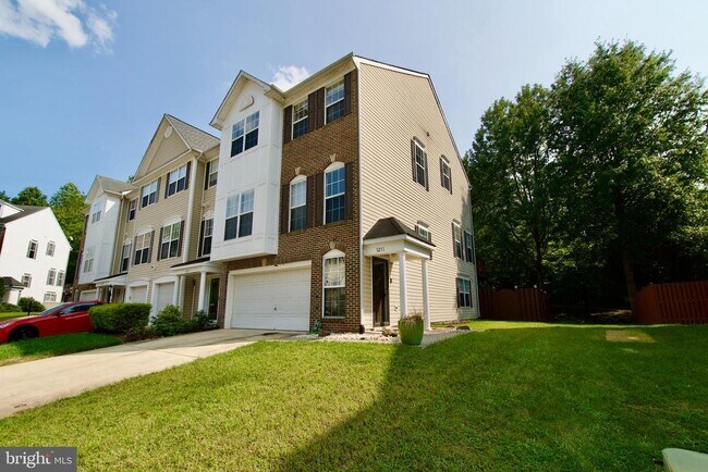 Building Photo - 1211 Ring Bill Loop