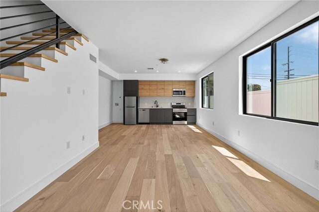 Building Photo - 1011 S Prospect Ave