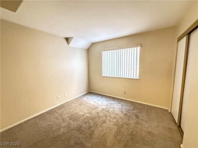 Building Photo - 8004 Celestial Ave