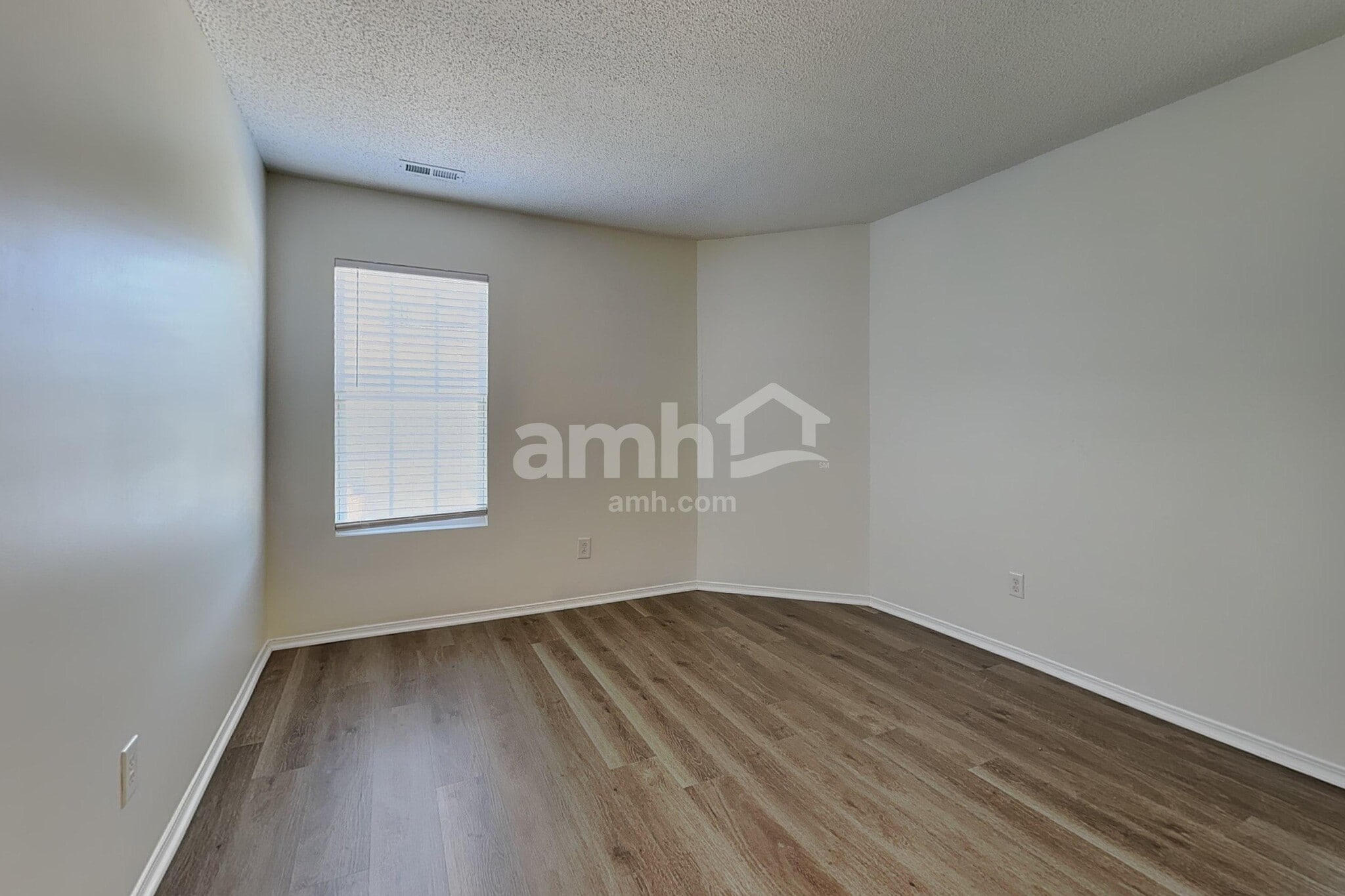 Building Photo - 3109 Skybrook Ln