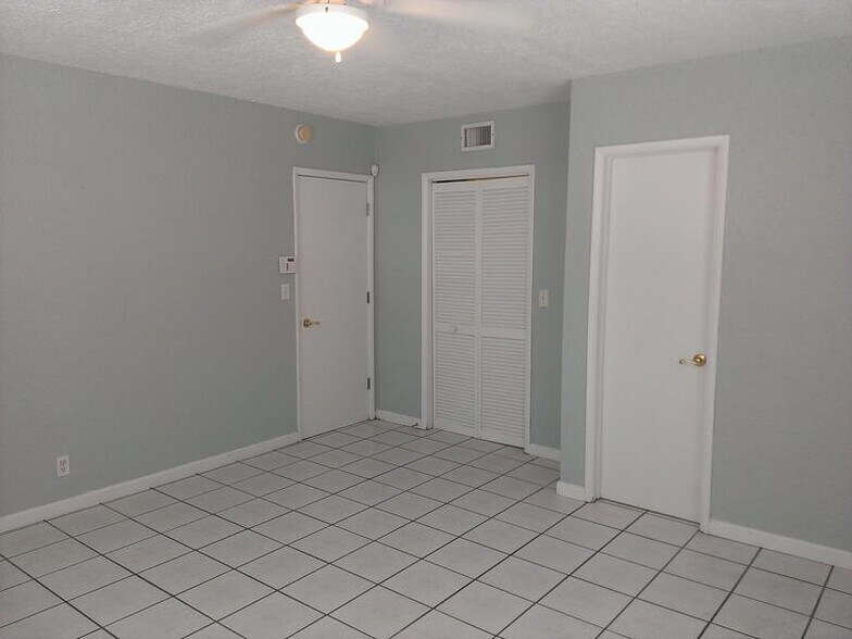 Bedroom - 1225 SW 4th Ct
