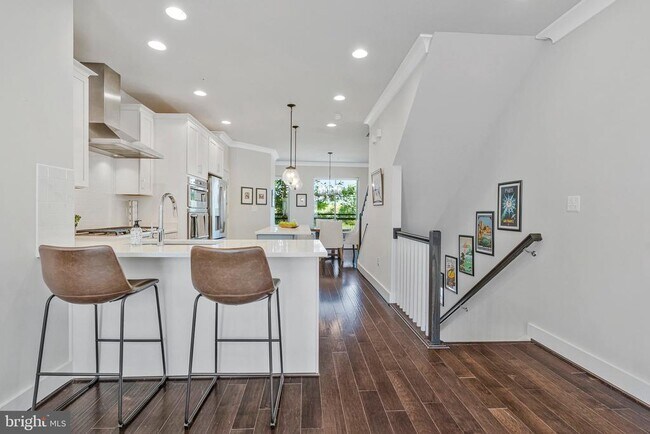 Building Photo - 4810 Garden View Ln