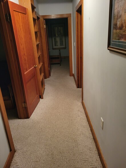 Building Photo - 5855 Erwin Hwy