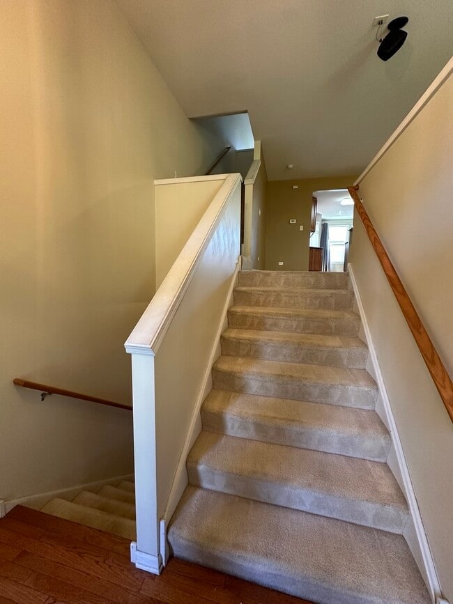 Building Photo - 2462 Emily Ln