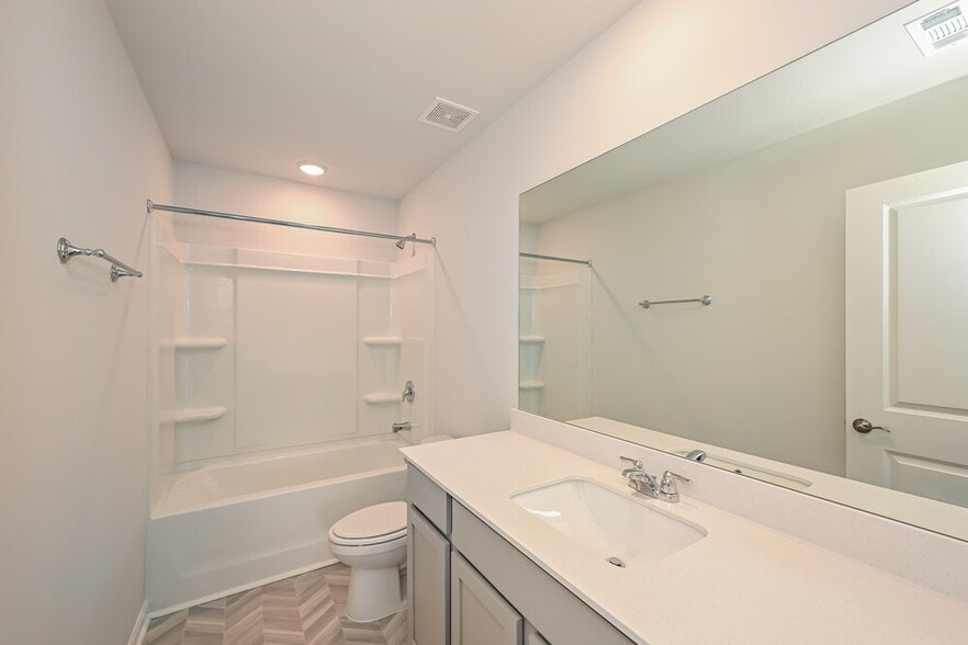 Building Photo - 545 Samuel Lee Ln