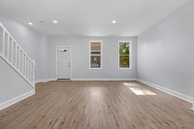 Building Photo - 510 Edgewood St