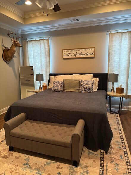 Building Photo - 103 Ella Hill St