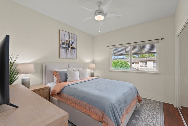 Building Photo - 92-1170-1170 Olani St