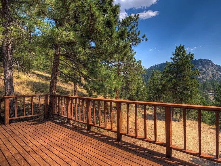 Main bedroom upper deck - 519 Sugarloaf Rd