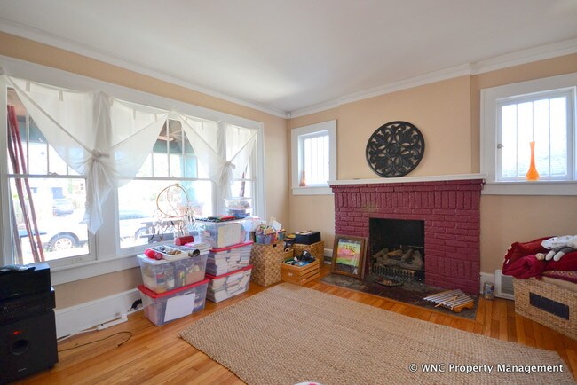 Building Photo - 12 Vance Crescent St