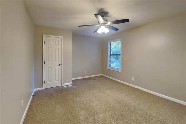 Building Photo - 4841 Chapelle Ct