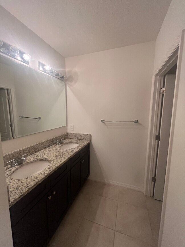 Building Photo - 5341 Sandpine Haven Ln