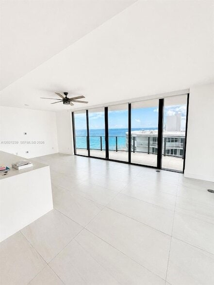 Building Photo - 730 N Ocean Blvd