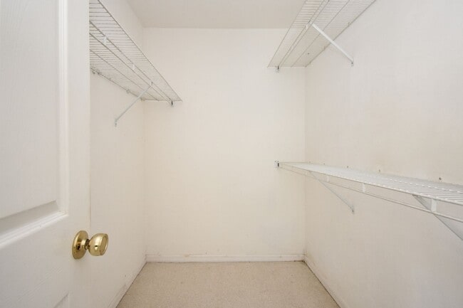 Building Photo - 3929 NW 62nd Ave